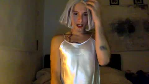 Lucy Lucy online show from 01/01/25, 03:34