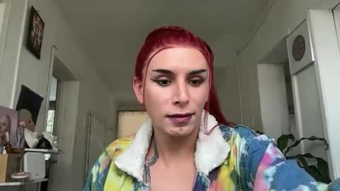 Lucy Lucy online show from 09/20/25, 05:58