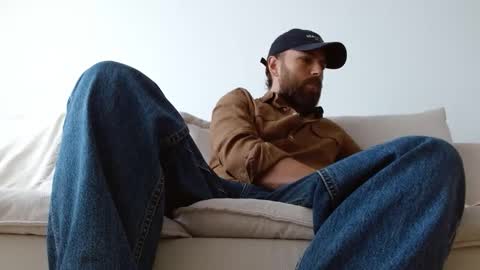 TheMonarchGoat online show from 12/04/25, 10:57