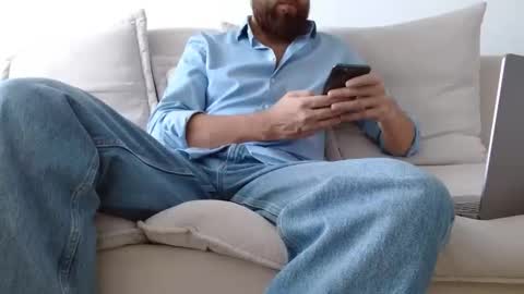 TheMonarchGoat online show from 01/11/26, 09:47