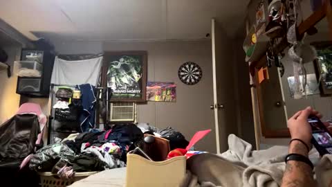 Snapshot of themoreulickthemoreidrip chatting on 02/14/25, 09:13 themoreulickthemoreidrip online show from 02/14/25, 09:13