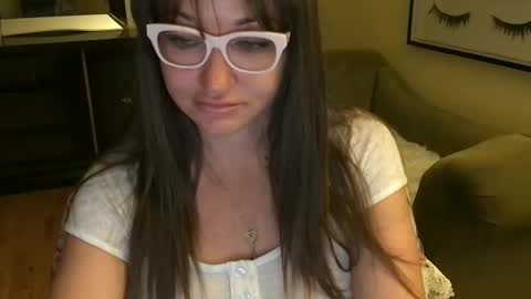 Snapshot of themrsnelson chatting on 09/11/25, 09:09 Cach Nelson online show from 09/11/25, 09:09