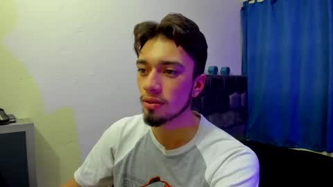 Theo online show from 09/19/25, 09:11