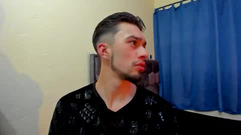 Theo online show from 09/26/25, 09:35