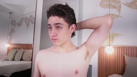  THEO- MATEO  online show from 01/18/25, 04:21