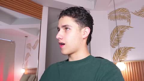  THEO- MATEO  online show from 02/05/25, 01:11