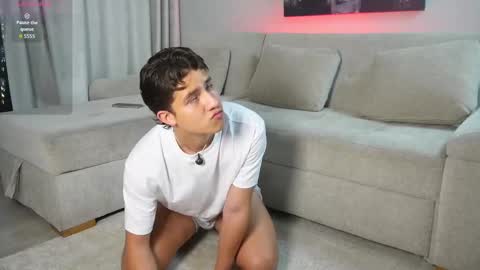  THEO- MATEO  online show from 11/05/25, 11:05