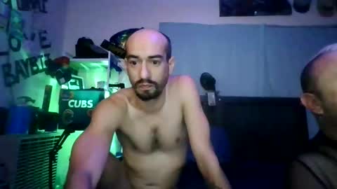 theone4209 online show from 12/01/25, 05:23