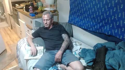 theoneyouwanttwofuck online show from 03/11/25, 04:21