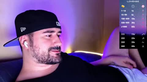 Snapshot of theoravi chatting on 02/26/25, 04:03 Theo Ravi online show from 02/26/25, 04:03