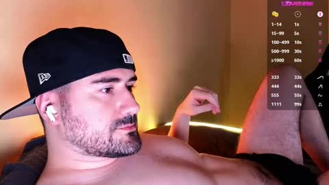 Snapshot of theoravi chatting on 03/10/25, 03:12 Theo Ravi online show from 03/10/25, 03:12