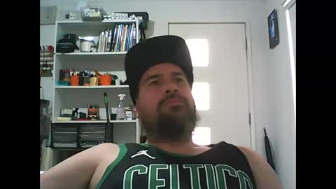 Snapshot of theozbeardguy chatting on 01/10/25, 02:04 aussiebeard online show from 01/10/25, 02:04