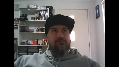 Snapshot of theozbeardguy chatting on 09/24/25, 01:53 aussiebeard online show from 09/24/25, 01:53