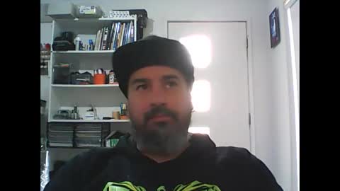 Snapshot of theozbeardguy chatting on 05/13/26, 01:03 aussiebeard online show from 05/13/26, 01:03