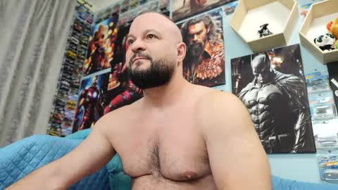 Chris online show from 10/03/25, 04:20