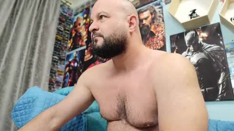 Chris online show from 10/04/25, 05:16