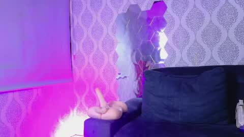 NaniKimandPetter online show from 04/25/26, 02:14