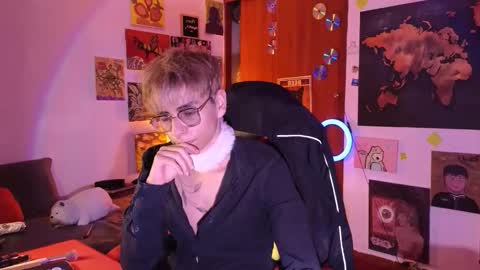 Snapshot of theprince_red chatting on 05/02/26, 08:58 Matt independent model online show from 05/02/26, 08:58