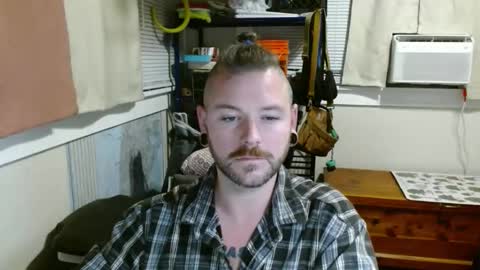 Snapshot of thequantumcertainty chatting on 05/17/26, 08:34 thequantumcertainty online show from 05/17/26, 08:34
