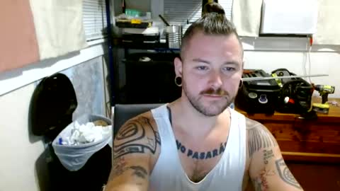 Snapshot of thequantumcertainty chatting on 08/03/26, 06:23 thequantumcertainty online show from 08/03/26, 06:23