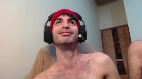 Santiago Enrique online show from 01/06/25, 05:19