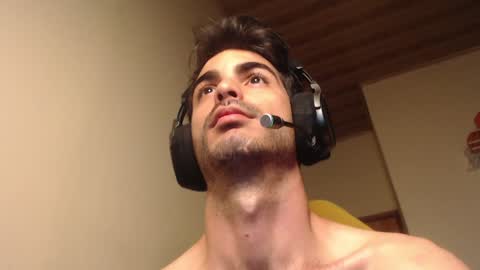 Santiago Enrique online show from 01/16/25, 05:32