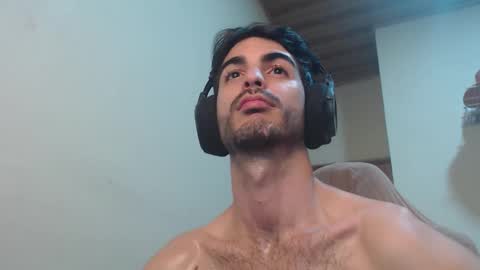 Santiago Enrique online show from 11/09/25, 02:10