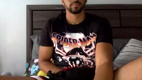 Snapshot of therealbs chatting on 09/22/25, 12:18 therealbs online show from 09/22/25, 12:18