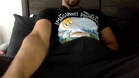 Snapshot of therealbs chatting on 11/04/25, 03:00 therealbs online show from 11/04/25, 03:00