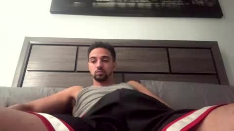 Snapshot of therealbs chatting on 02/25/26, 06:06 therealbs online show from 02/25/26, 06:06