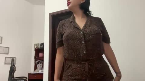 Snapshot of therealcamilabaddie chatting on 01/26/25, 11:18 therealcamilabaddie online show from 01/26/25, 11:18