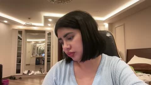 Snapshot of therealcamilabaddie chatting on 10/19/25, 02:23 therealcamilabaddie online show from 10/19/25, 02:23