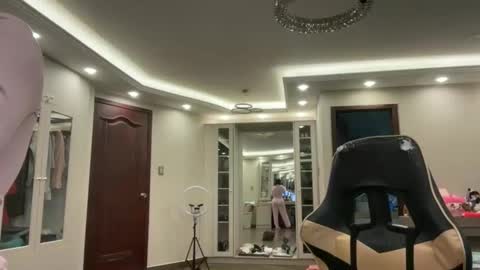 Snapshot of therealcamilabaddie chatting on 11/19/25, 07:58 therealcamilabaddie online show from 11/19/25, 07:58