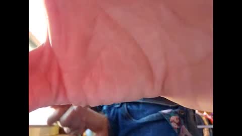 therizzler_1_of_1 online show from 12/20/24, 09:50