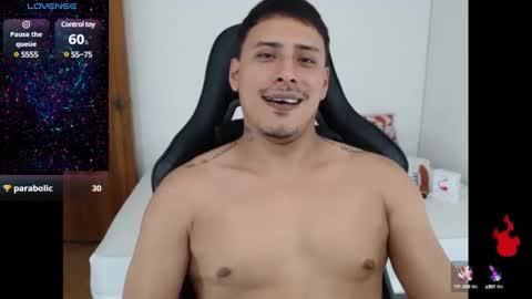 Snapshot of therokalejandro chatting on 01/13/25, 08:48 ALEJANDRO online show from 01/13/25, 08:48