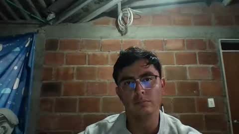 Snapshot of therondevereaux chatting on 05/18/26, 10:04 Theron Devereaux online show from 05/18/26, 10:04