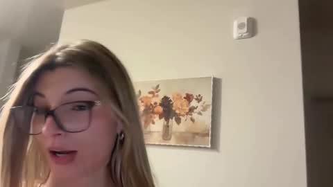 therosiecheeks online show from 02/18/26, 01:56