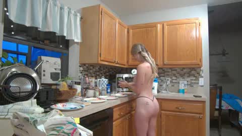 therosiecheeks online show from 05/29/26, 12:19