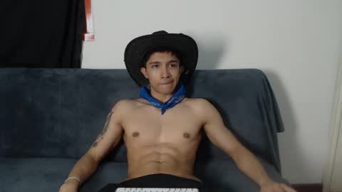 thesaint_xxx online show from 10/29/25, 12:24