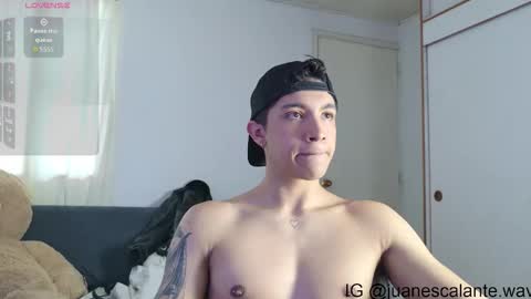 Snapshot of thesaint_xxx chatting on 05/14/26, 06:37 thesaint_xxx online show from 05/14/26, 06:37