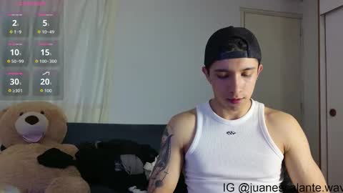 Snapshot of thesaint_xxx chatting on 05/15/26, 11:17 thesaint_xxx online show from 05/15/26, 11:17