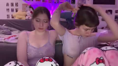 LISA                                            online show from 01/14/25, 08:37