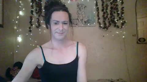 Snapshot of thesillymillie chatting on 07/11/26, 09:16 sillymillie0 online show from 07/11/26, 09:16