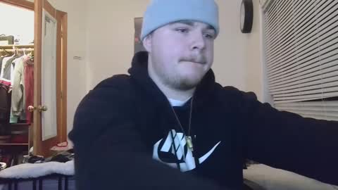 theskeetr27 online show from 01/02/25, 05:24