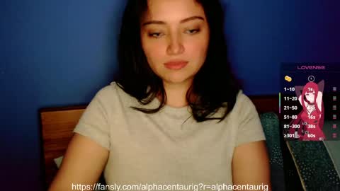 Snapshot of thesweethari chatting on 03/18/26, 03:09 I dont do real meetings My bio online show from 03/18/26, 03:09