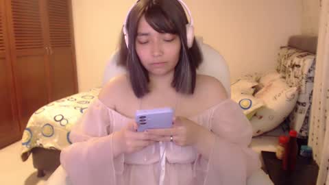 Mai online show from 03/12/25, 02:20