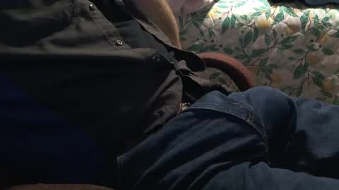 Snapshot of thetnguy chatting on 12/21/24, 03:47 thetnguy online show from 12/21/24, 03:47