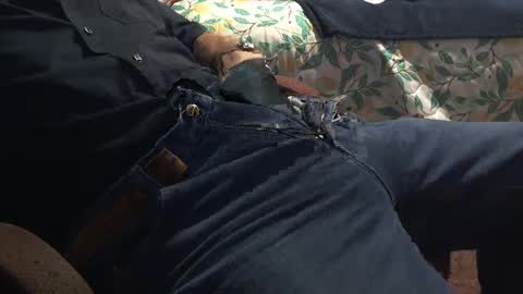 Snapshot of thetnguy chatting on 01/26/25, 08:02 thetnguy online show from 01/26/25, 08:02