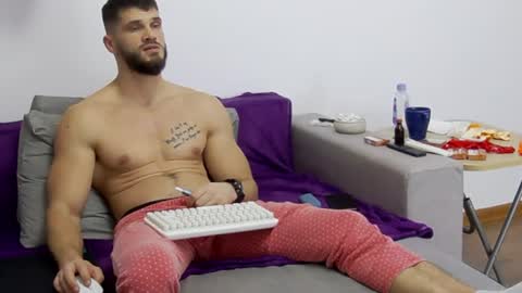 TheTop online show from 12/10/24, 05:11