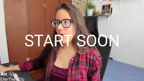 Snapshot of thetropicalseduction chatting on 09/17/25, 12:07 Nicole online show from 09/17/25, 12:07